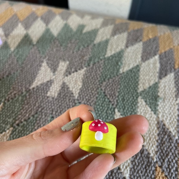 Vintage y2k polymer clay magic mushroom neon ring Sz 7 - Picture 5 of 7